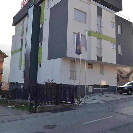 Aparthotel Family